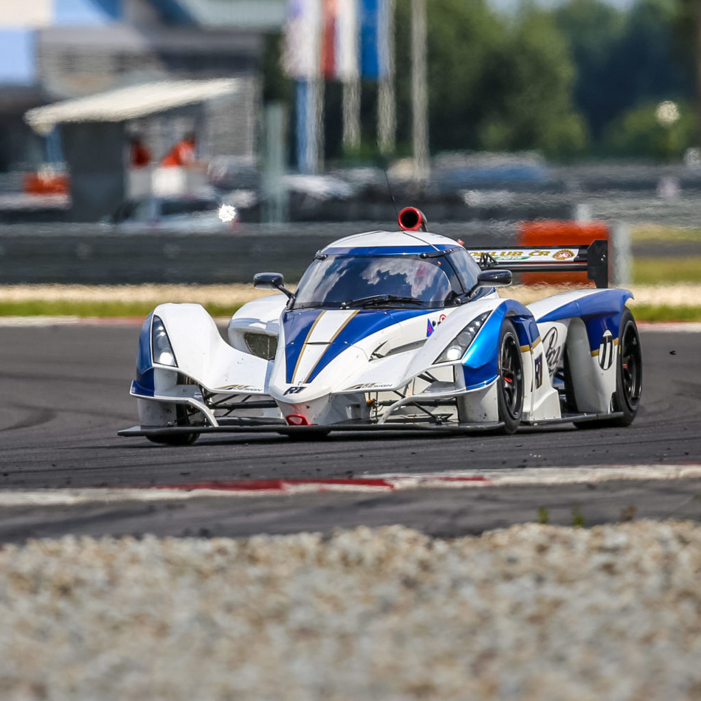 Praga reaches the 6th place in sprint race at Slovakiaring and 3rd place in endurance
