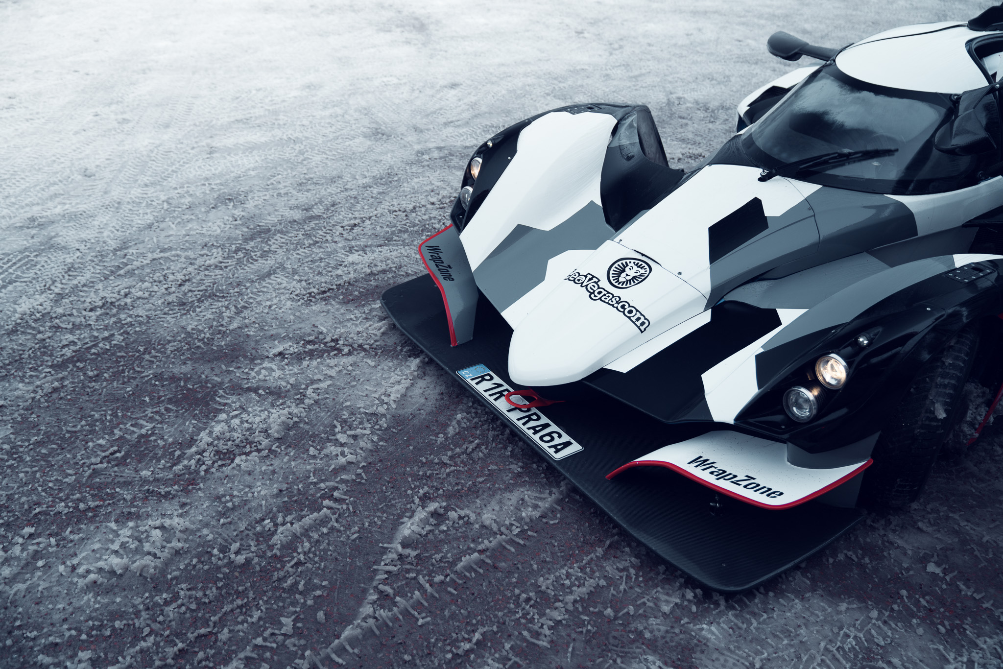 Praga R1R driven by Jon Olsson