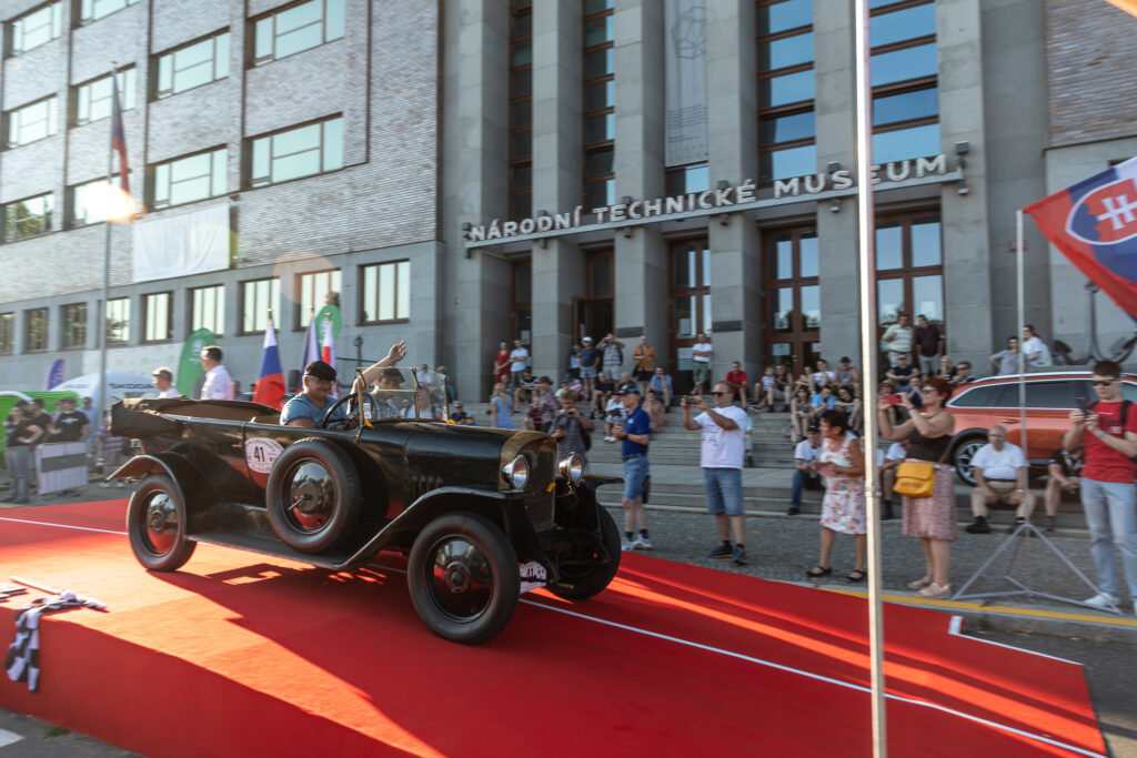1922 Praga Alfa: 99 years later becomes the winner of the 2021 “1000 miles of Czechoslovakia”