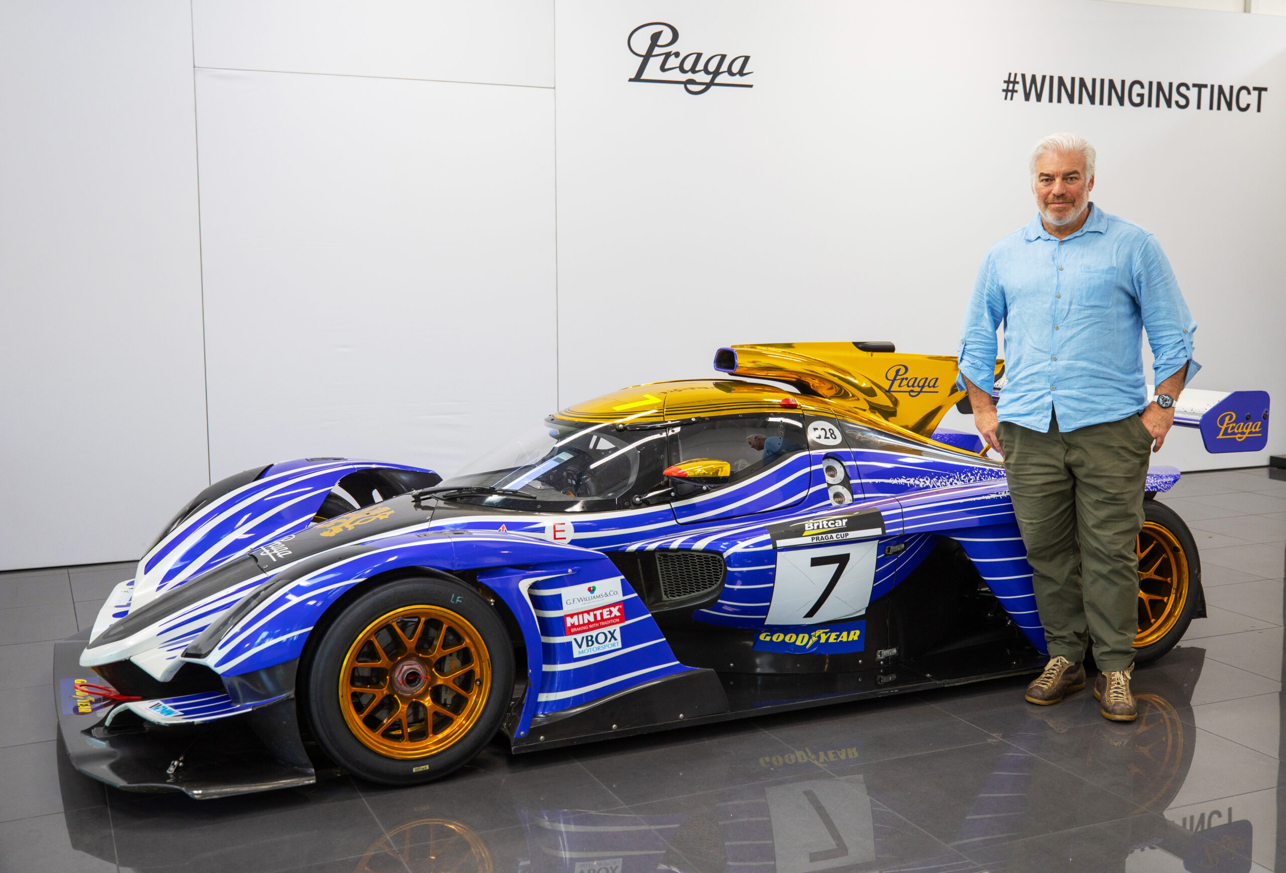Fast Art Famous Frank R1 Race Car To Be Exhibited At Sleeping With 