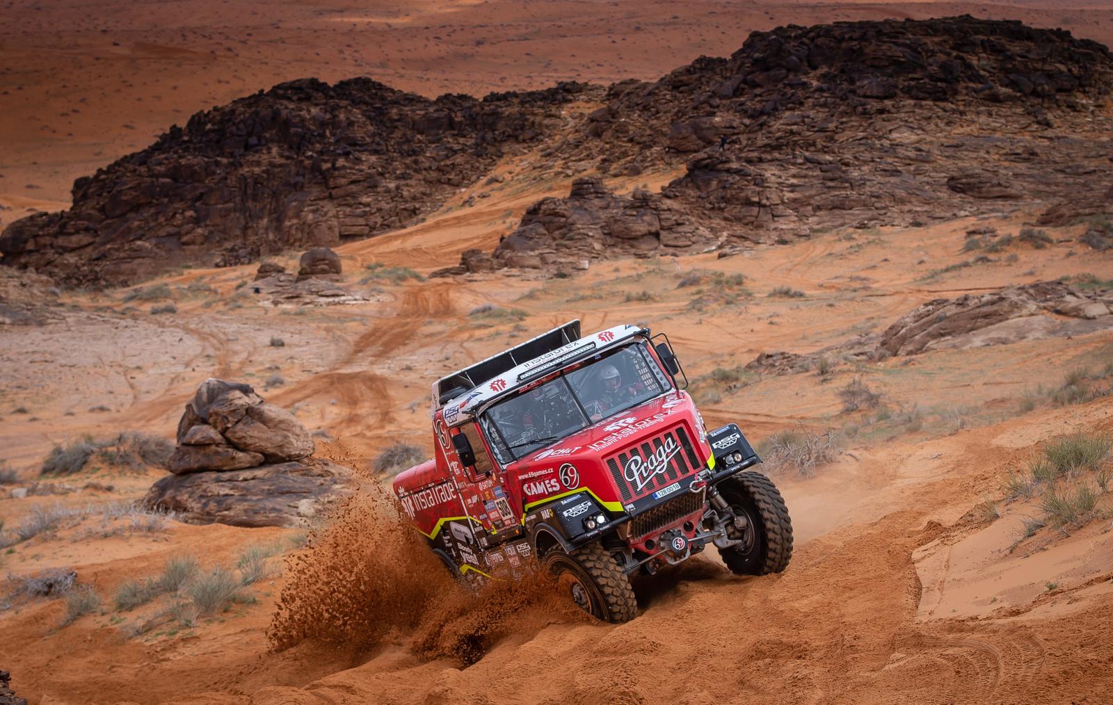 Rally Dakar 2023: Loprais battles it out in top three at Stages 5 and 6