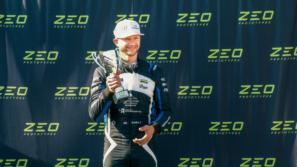 Praga | Shane Kelly wins ZEO Prototypes Driver of the Year award