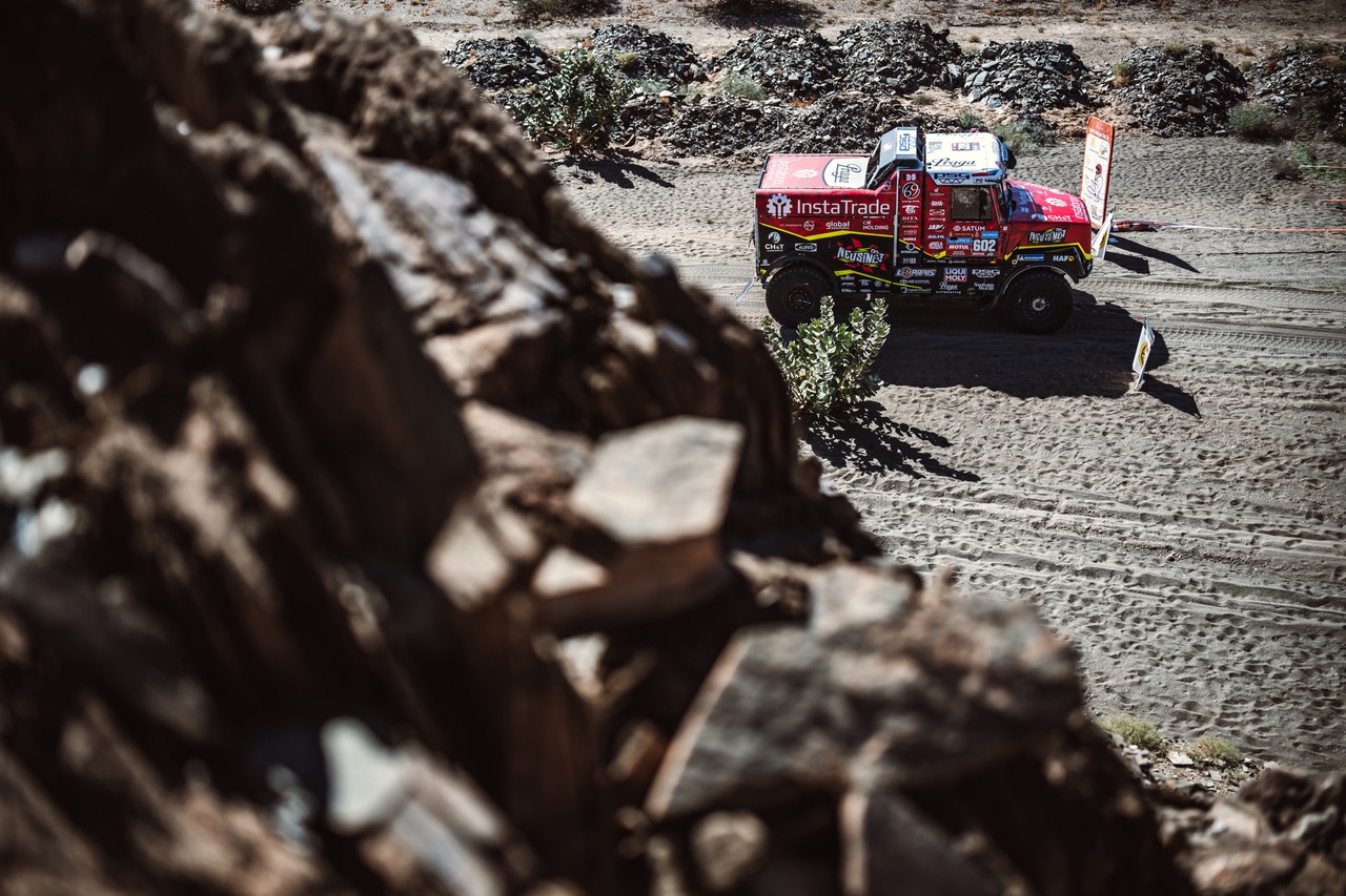 Dakar 2024: Punctured tyres saw Aleš Loprais dropping to third place